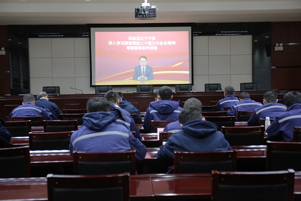 学习照片.JPG