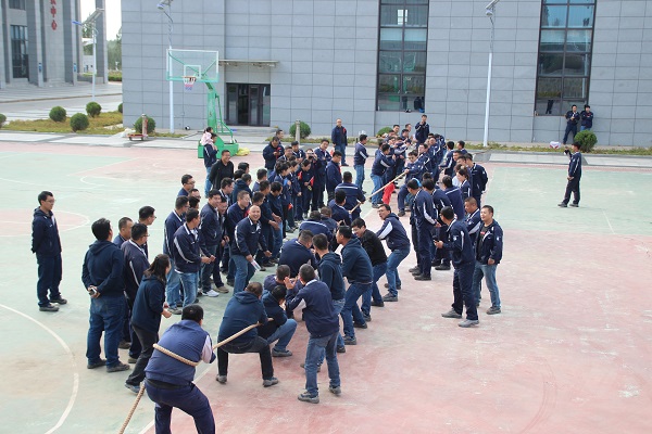 拔河照片1.jpg
