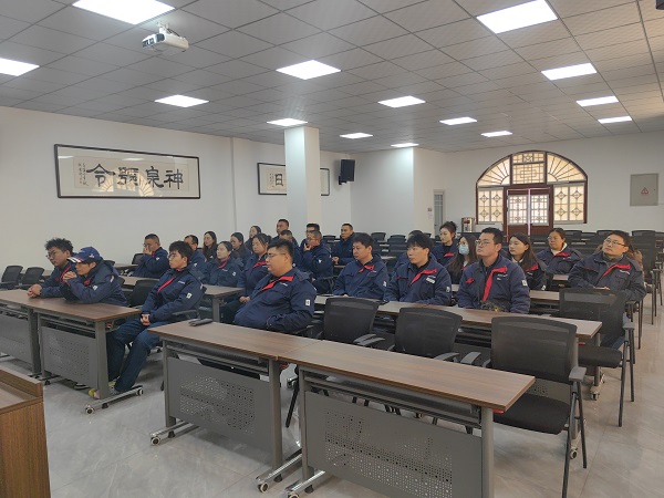 1765415965158467.jpeg 党课.jpg