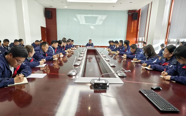 1772265028609973.jpeg 会议照片.jpg