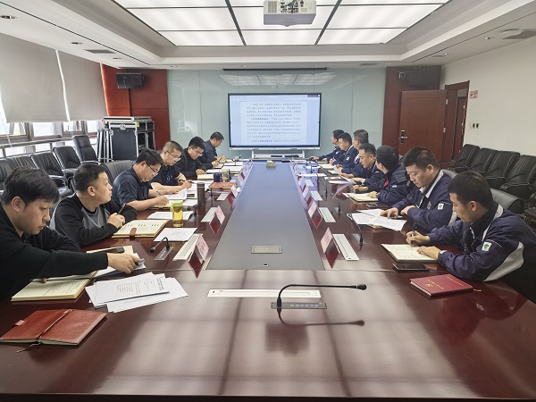 1775525139994632.jpeg 中心组学习照片.jpg