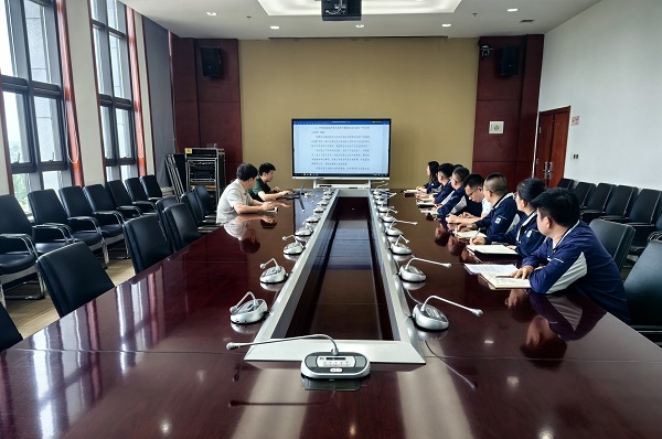 1786587016524531.jpeg 会议照片.jpg