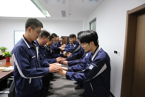 1786669156677327.jpeg 拜师仪式.jpg